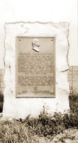 Harrisonburg - DAR monument
